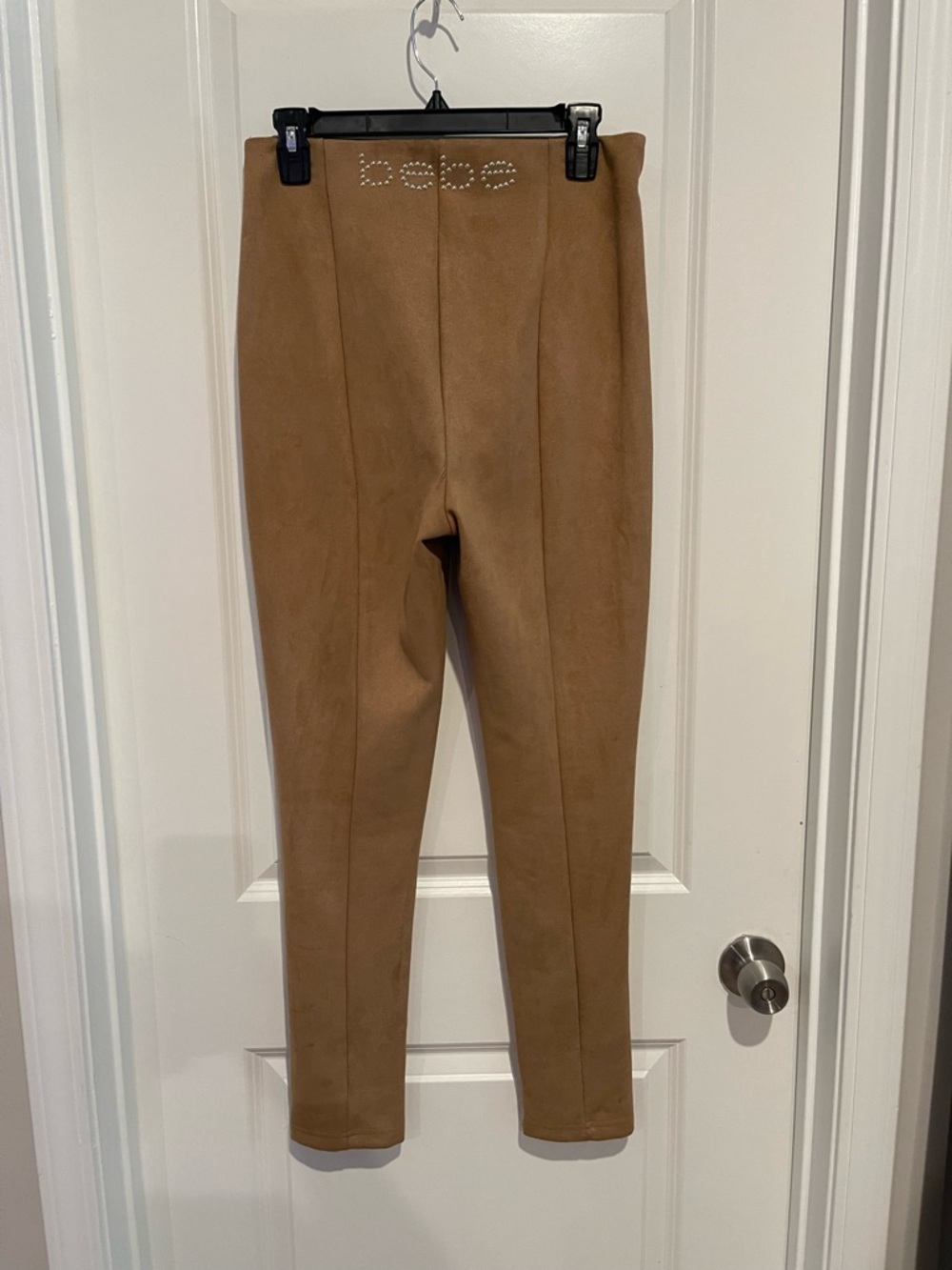 bebe Ribbed Waistband Leggings in Black and Camel